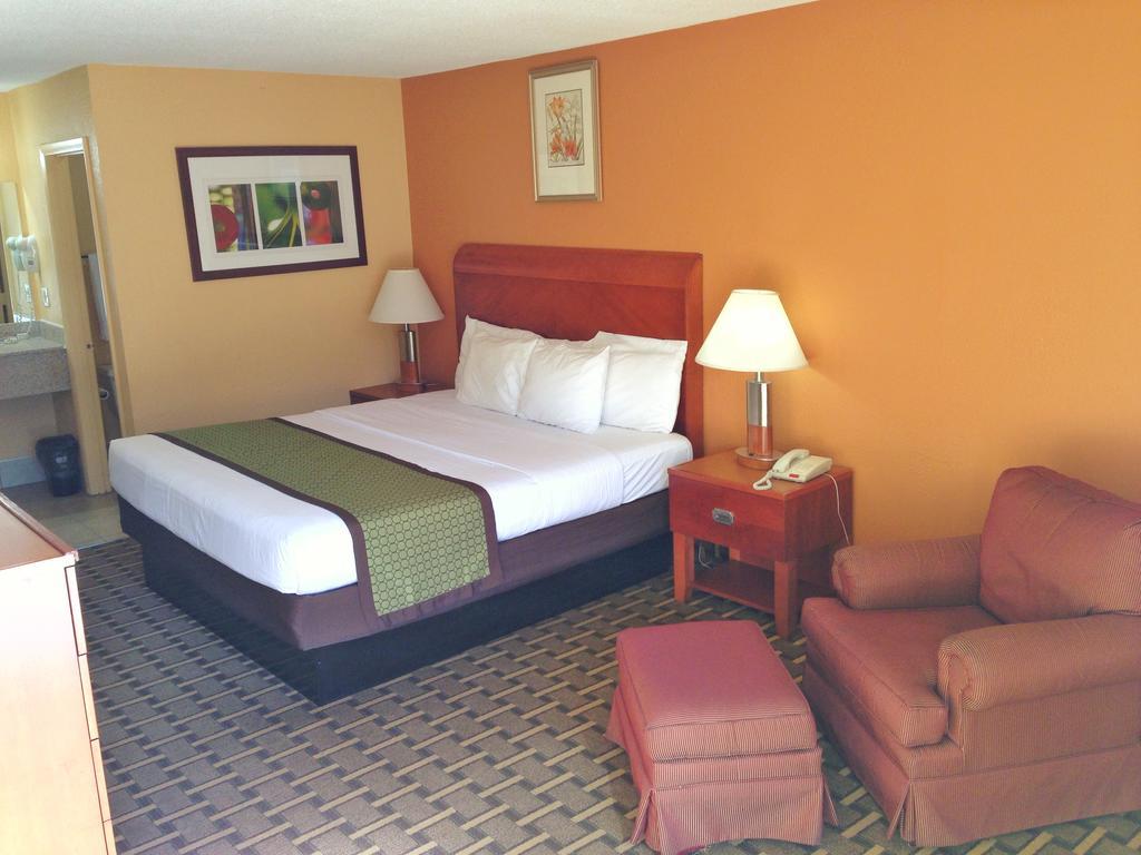 Inn Cheraw Luaran gambar